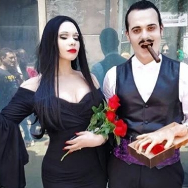 Morticia and Gomez Addams from The Addams Family (Photo: miss.sharonvongates/Instagram)