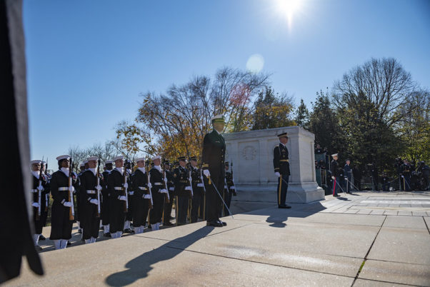 Members of the Armed Forces particiapte in an Armed Forces Full Honors Wreath-Laying Ceremony the Tomb of the Unknown Soldier. (Photo: Elizabeth Fraser/Arlington National Cemetery)