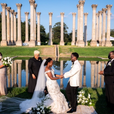 Wedding ceremony at the National arboretum. (Photo: MTG Hospitality)