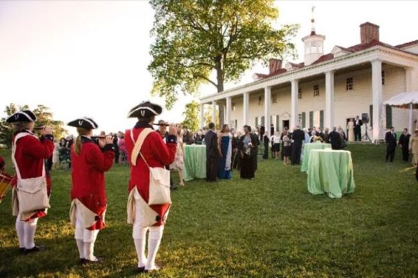 A wedding reception on the east lawn of the Mount Vernon Estate. (Photo: BizBash)