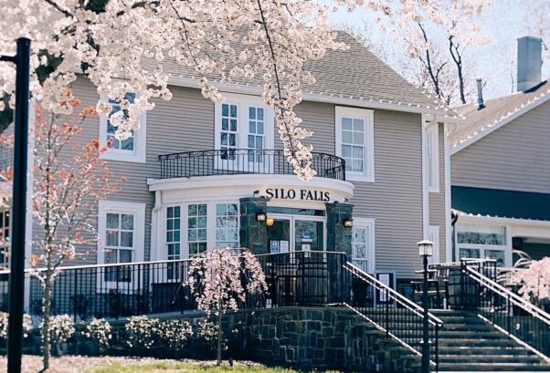 Exterior of Silo Falls Restaurant. (Photo: Silo Falls Restaurant/Facebook)
