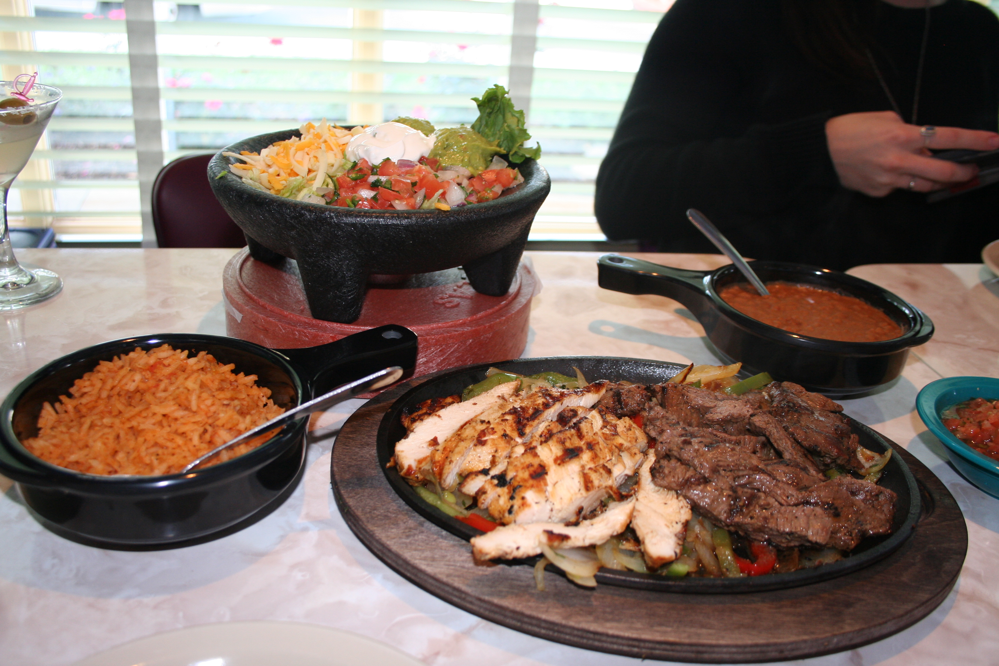 Beef and chicken fajitas with all the fixins. (Photo: Mark Heckathorn/DC on Heels)
