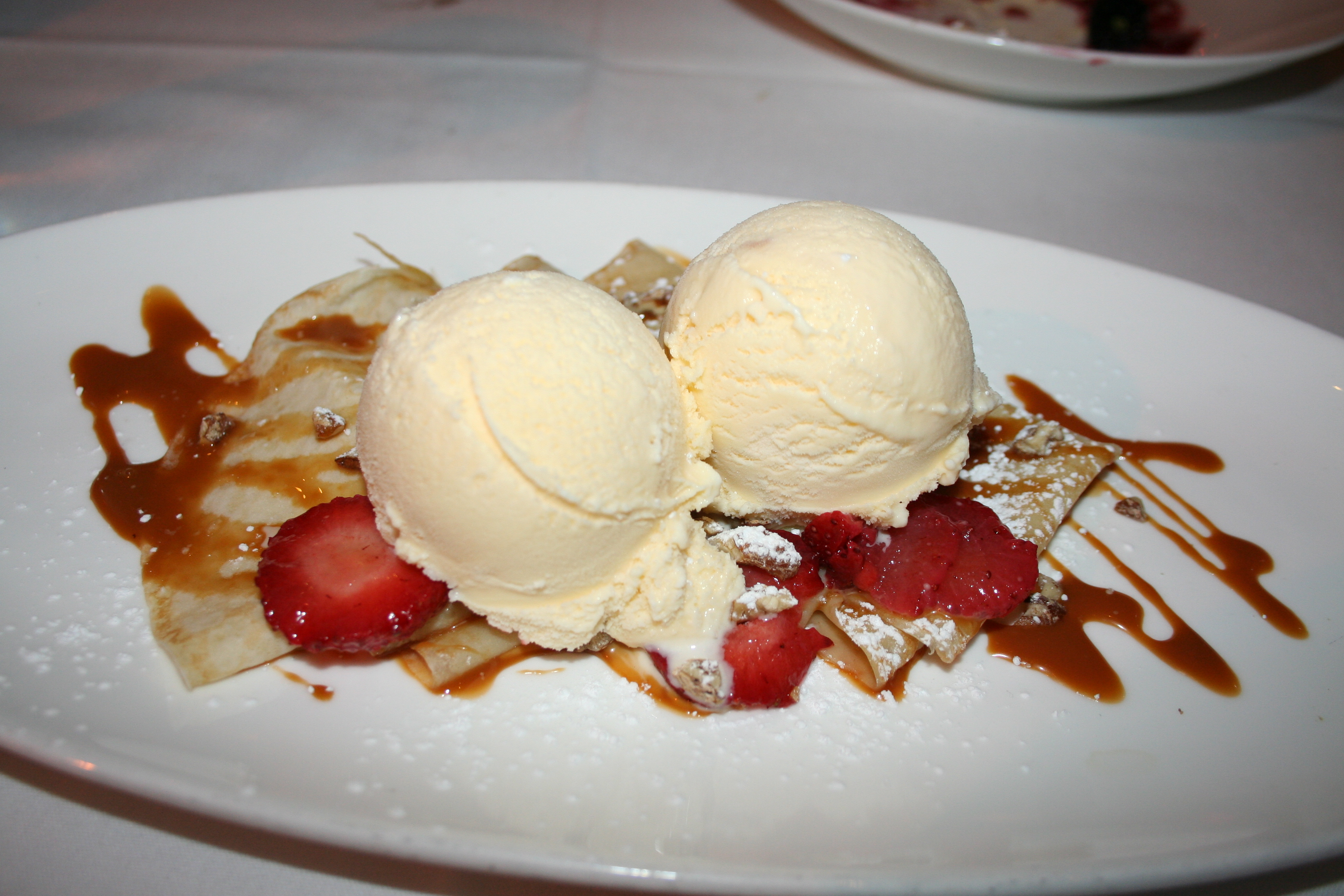 Crepas con cajeta: Crepes with caramel, strawberries and Mexican vanilla ice cream. (Photo: Mark Heckathorn/DC on Heels)