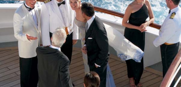 Formal wear is usually required for the Captain's Dinner. (Photo: Fodors)
