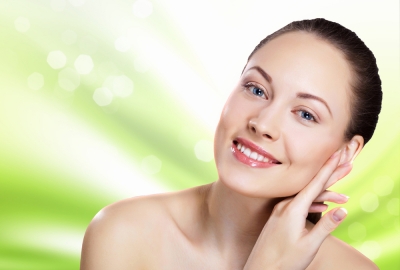 You must take care of your face to maintain its beauty. (Photo: iStock)