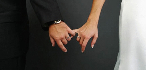 If you're going to give an ex a second chance, remember you have to rebuild trust first. (Photo: Bart Sadowski)