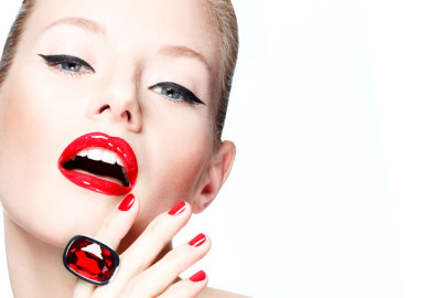 Red looks good on anyone - it's all about finding the right shade. (Photo: berryduchess.com)